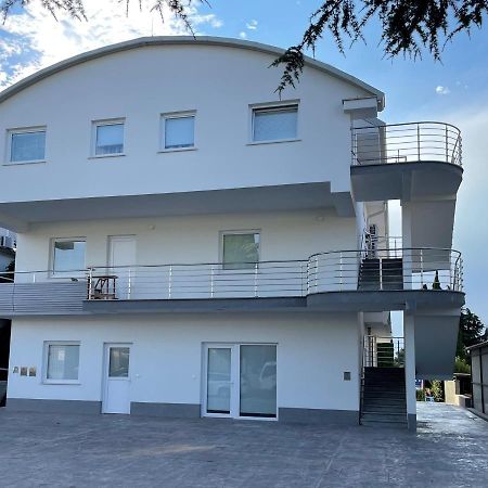 Apartmaji Meduza 2 이졸라 외부 사진