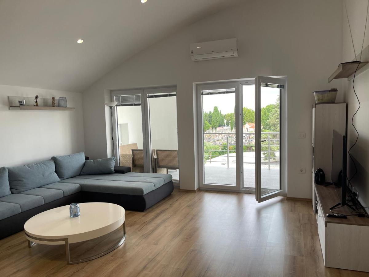Apartmaji Meduza 2 이졸라 외부 사진
