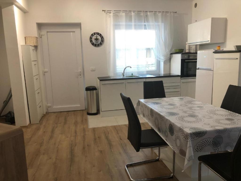 이졸라 Apartmaji Meduza 2 아파트 외부 사진