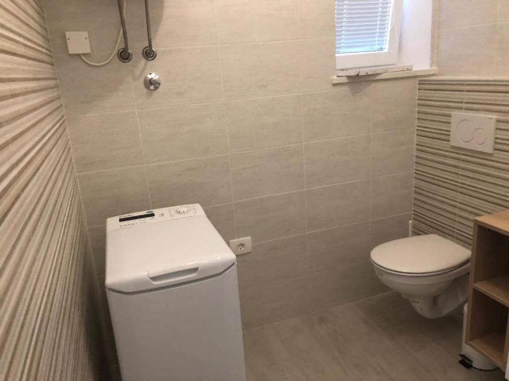 Apartmaji Meduza 2 이졸라 외부 사진